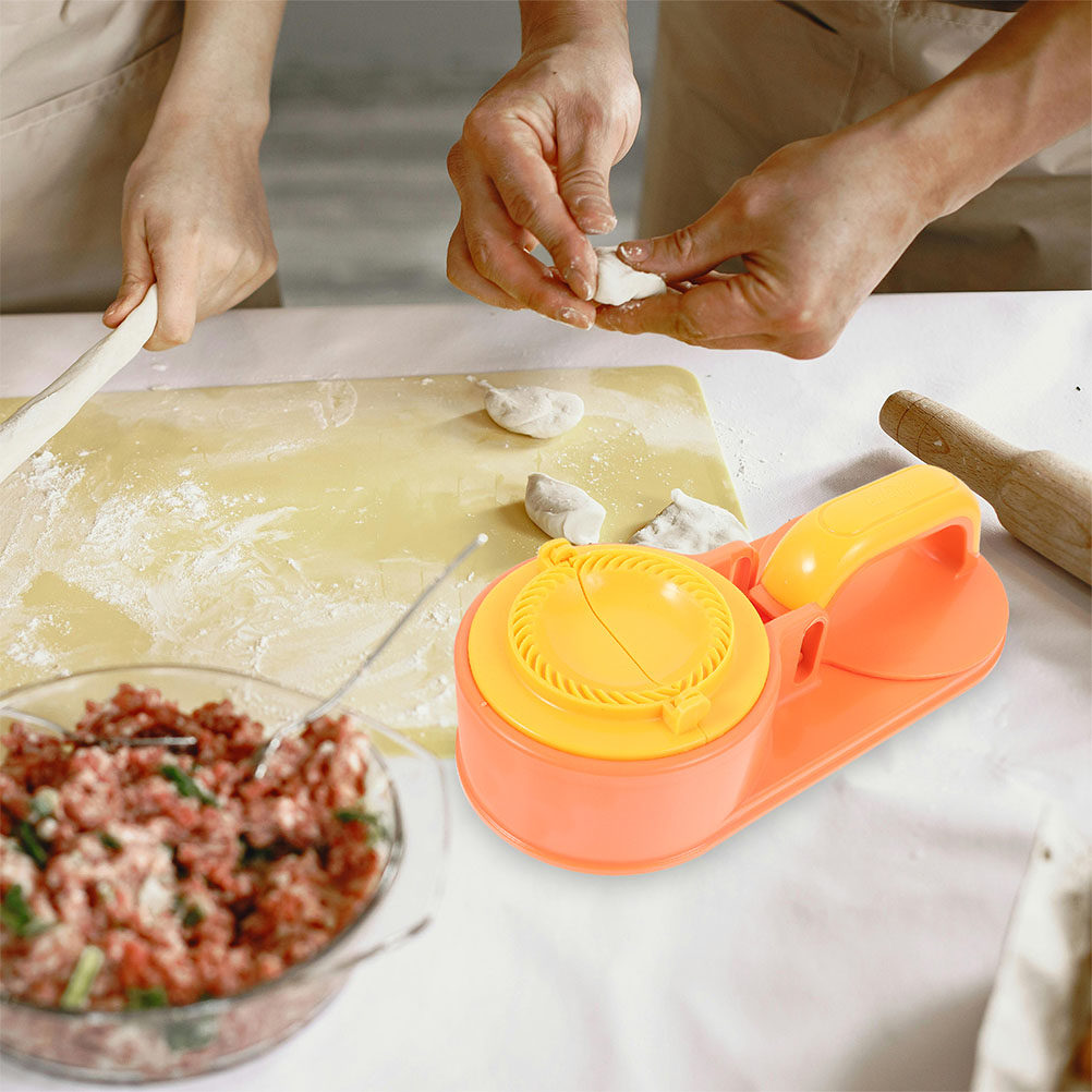 Dumpling Press Set - ชุดแม่พิมพ์ทำแผ่นแป้งเกี๊ยว 2 ชิ้น ที่กดแป้งดีไซน์ตามหลักสรีรศาสตร์ อุปกรณ์ทำแผ่นแป้งสำหรับครัว ใช้งานง่าย